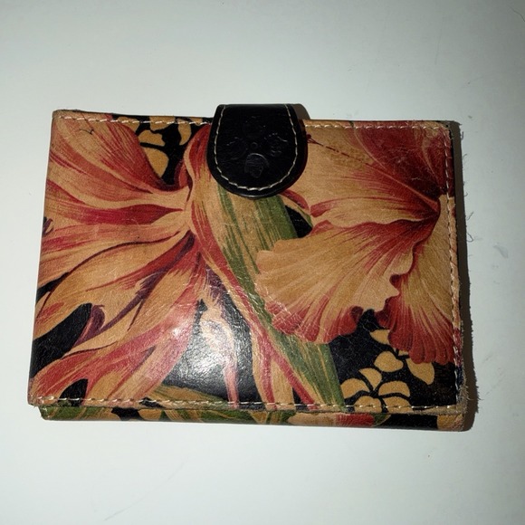 Patricia Nash Handbags - Patricia Nash Floral Leather Passport Wallet Travel Organizer Snap Closure